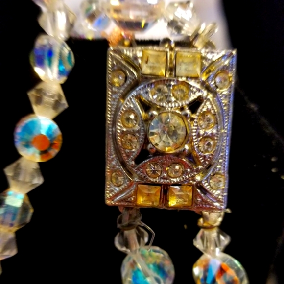 Vintage Set Iridescent Crystal Jewelry - Picture 2 of 7